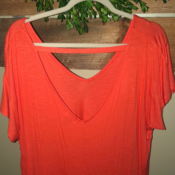 orange short sleeved top - Picture 2 of 3